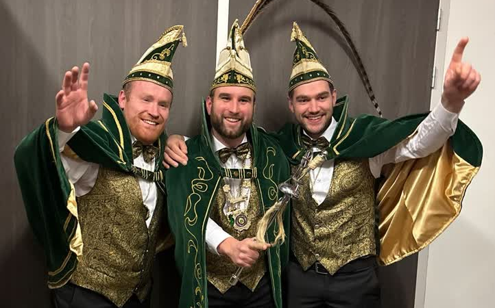 Preens Bas II, prinses Kim en adjudanten Frank en Ruud in Melderslo