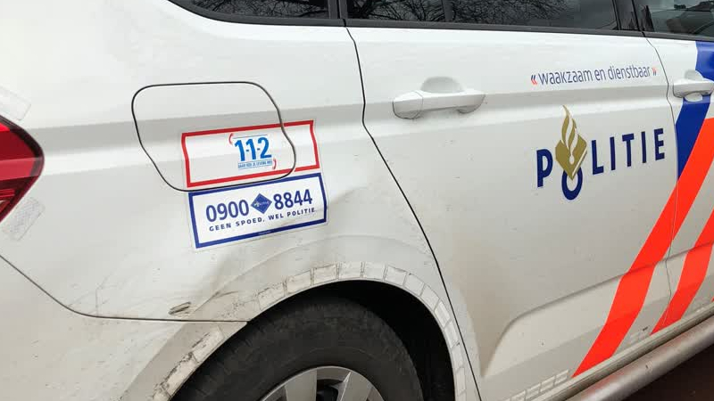 Man onder invloed van alcohol en drugs ramt auto in Grubbenvorst