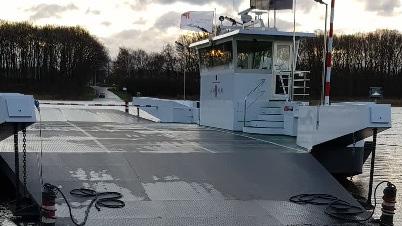 Veerdiensten Broekhuizen en Lottum weer in vaart