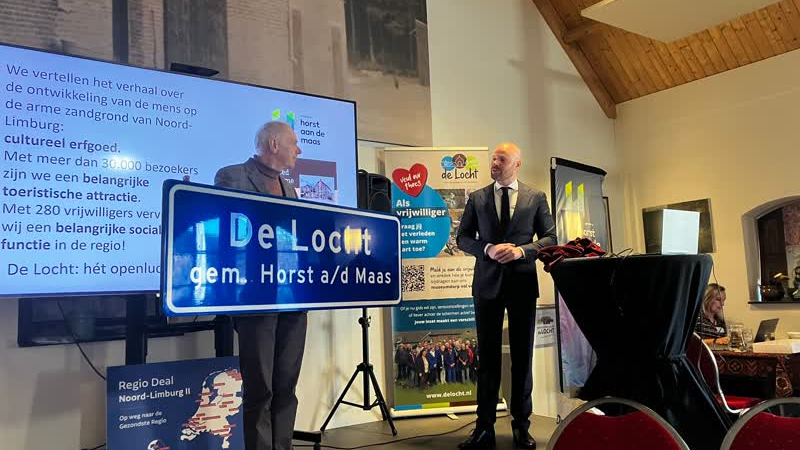 De Locht mag 35 kaarsjes uitblazen, burgemeester trakteert met kombord