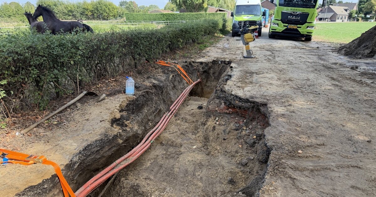 Waterlek treft woningen in Swolgen, mogelijk verband met brand van woensdagavond