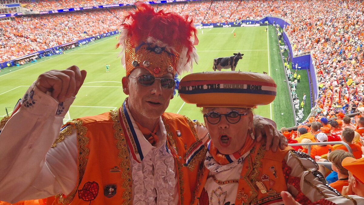 miek en guido in stadion