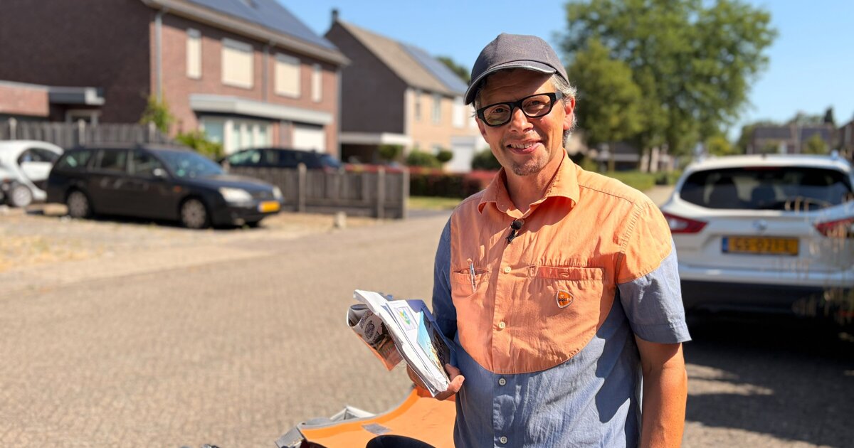 Al 25 jaar bezorgt Erik de post, maar vanaf vandaag zullen ze hem minder vaak zien in Tienray en Swo