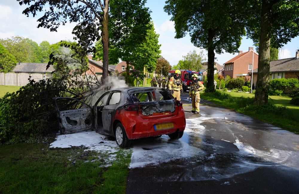 auto uitgebrand kronenberg.jpeg