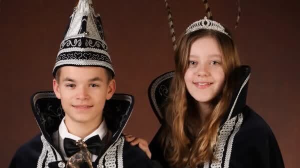 jeugdprins en prinses tienray 2026.jpg