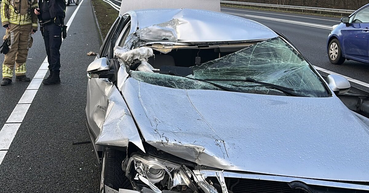 Fors ongeval op A73 bij Horst