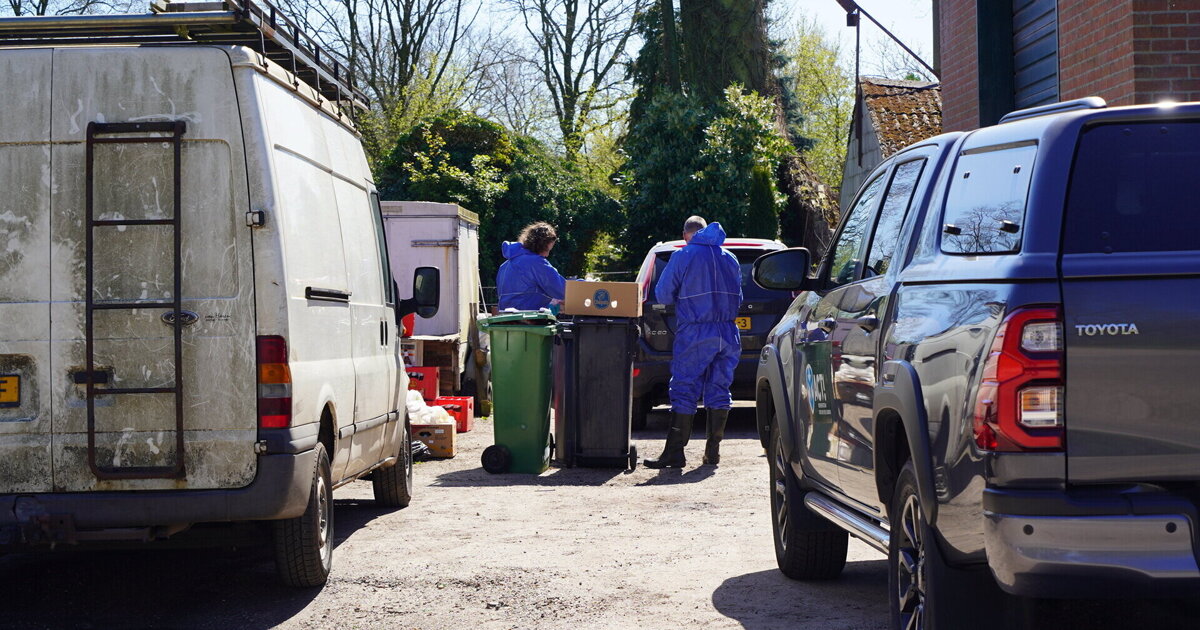 Verdachte vaten gevonden: groot onderzoek in America