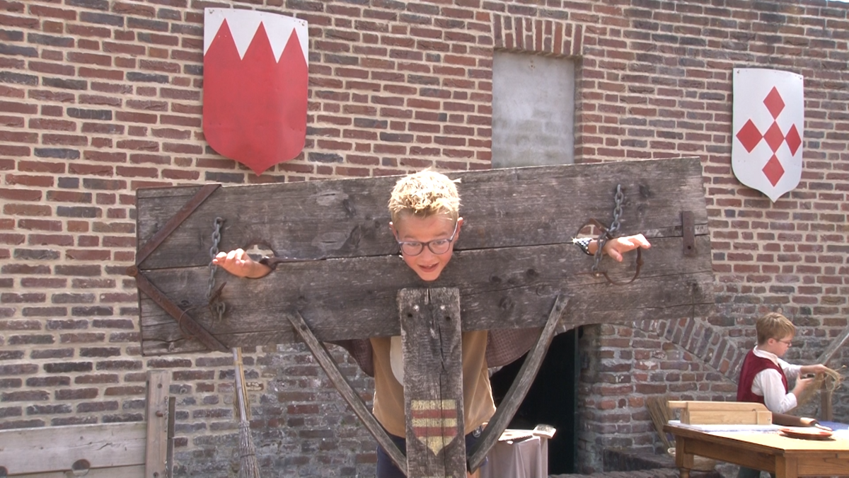 kasteel huys ter horst geopend