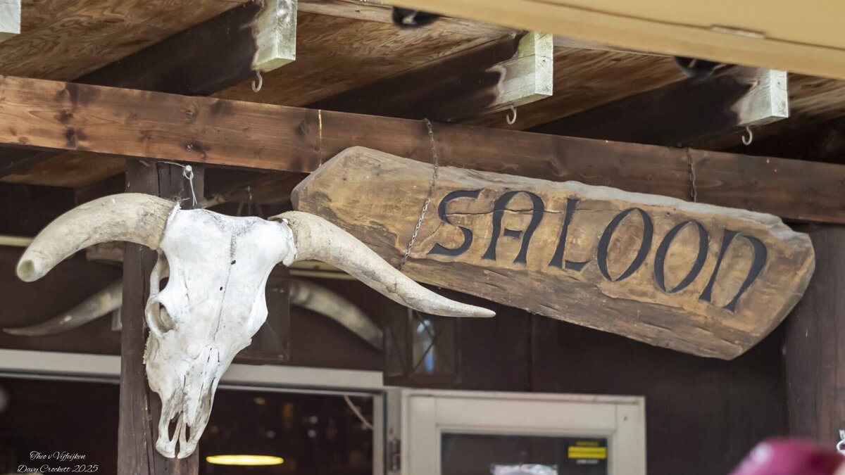 Saloon