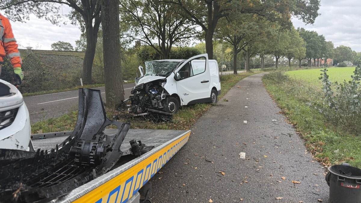 botsing lottum boom broekhuizerweg 2