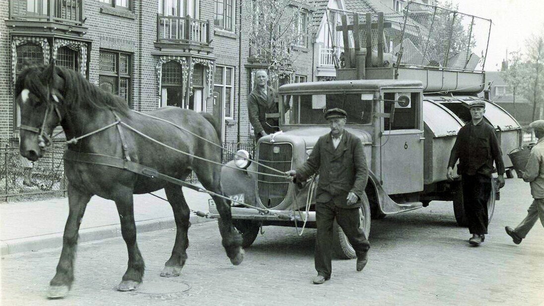 Paard vrachtwagen LGOG
