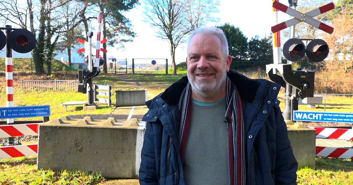 Grote steun in Grubbenvorst voor behoud spoorwegovergang Sint Jansweg